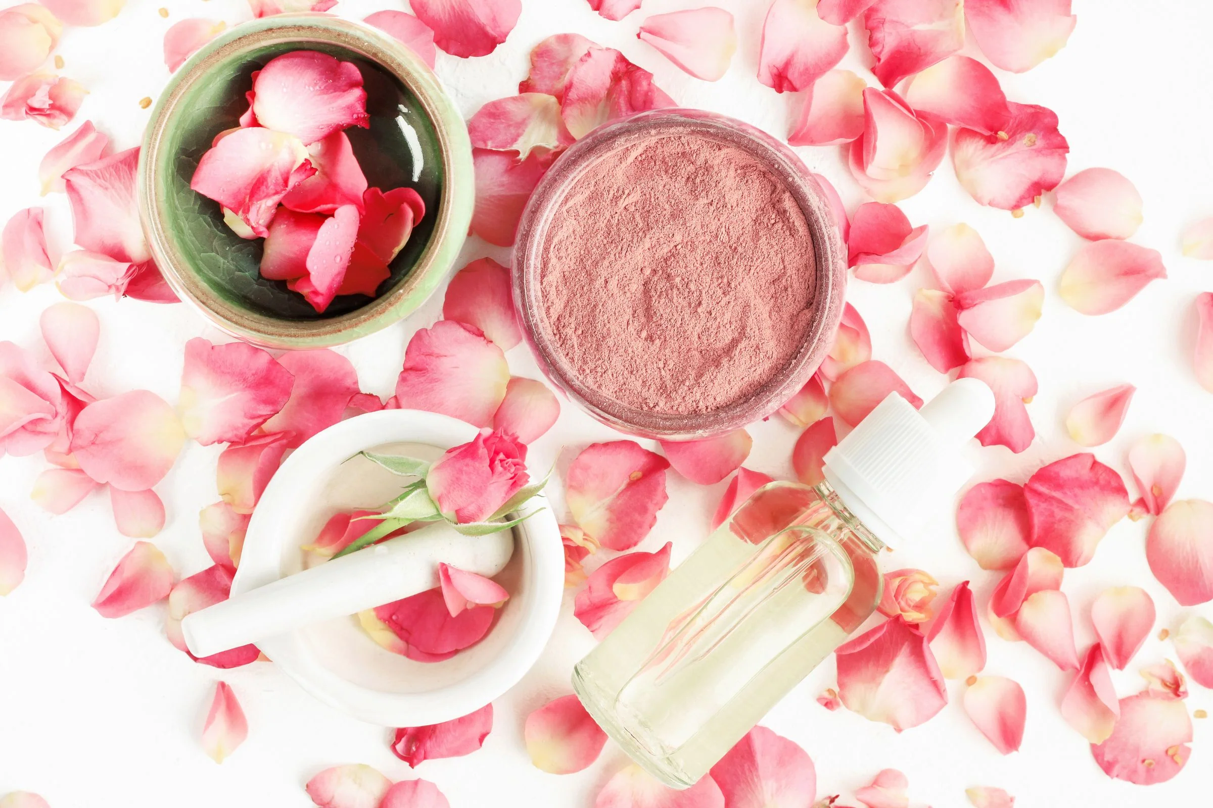 The Benefits of Rose Extract in Modern Skincare